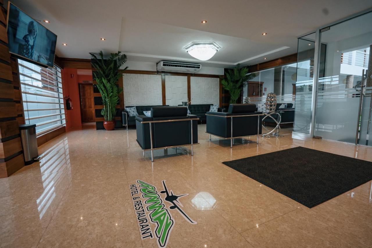 Runway Hotel Piarco Экстерьер фото